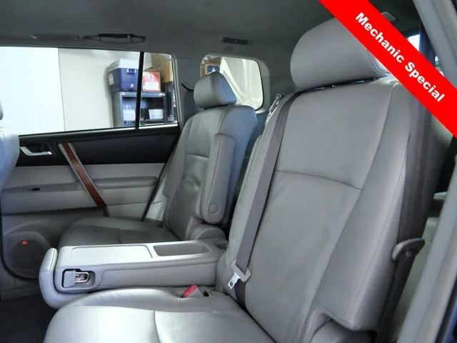 Used 2008 Gray Toyota Limited image 15