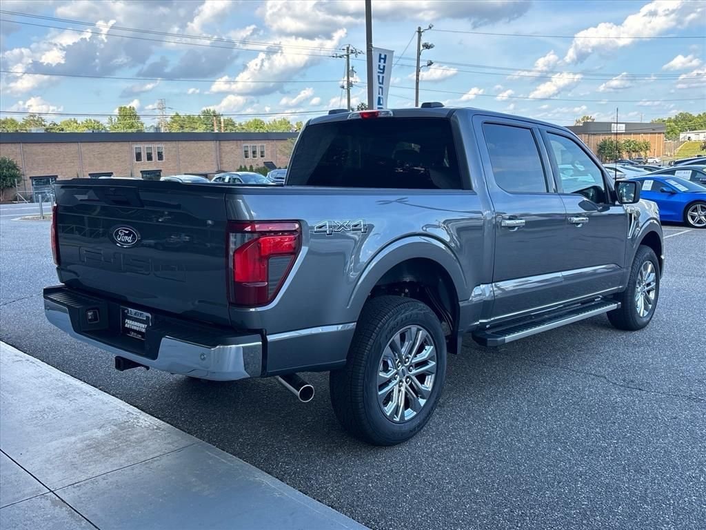 New 2026 Carbonized Gray Metallic Ford XLT image 26