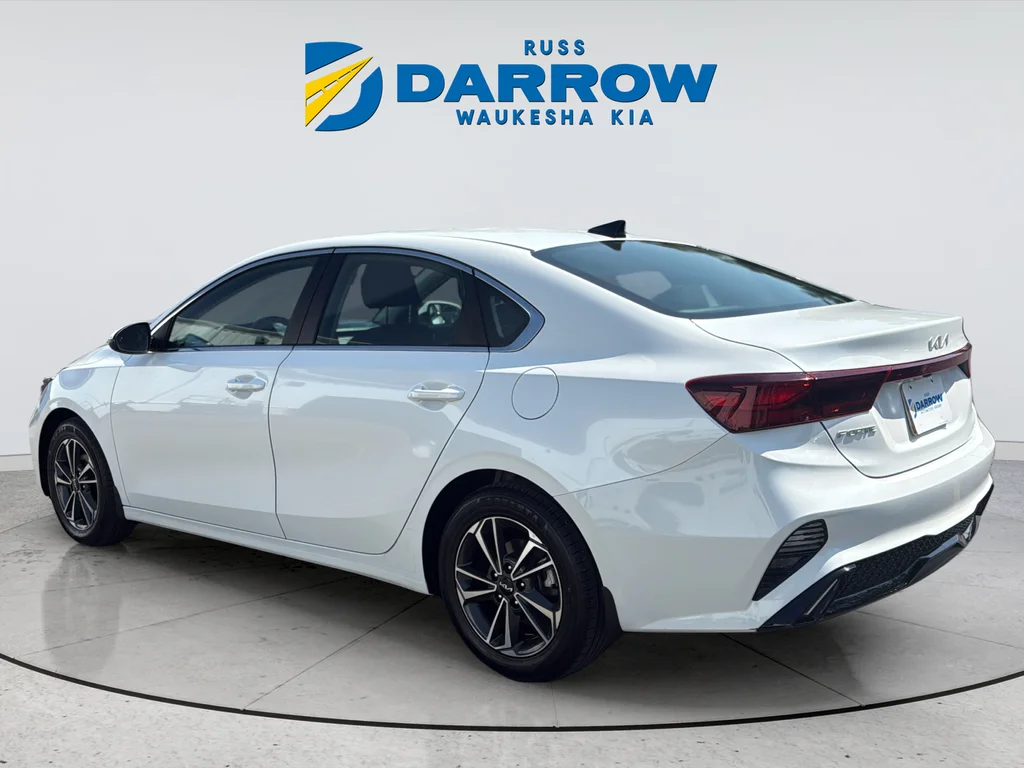 Used 2024 White Kia EX+ image 3