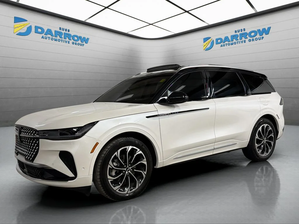 2024 Lincoln Nautilus Reserve AWD's photo