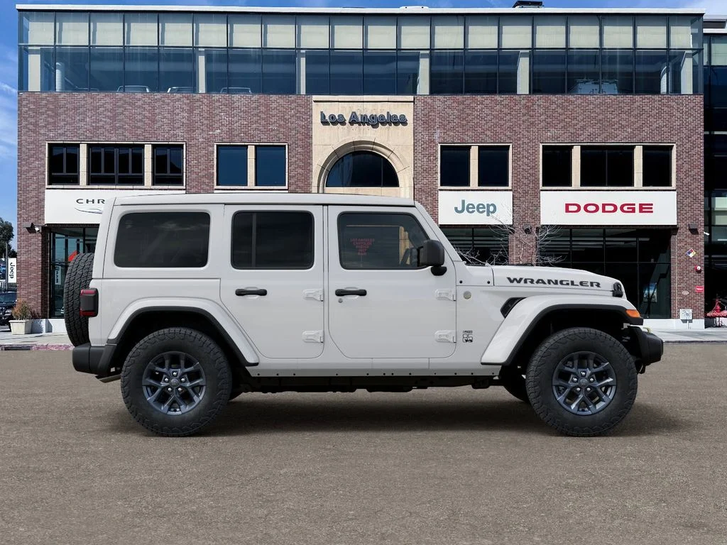 New 2026 Bright White Clear-Coat Exterior Paint Jeep 85th Anniversary Edition image 21