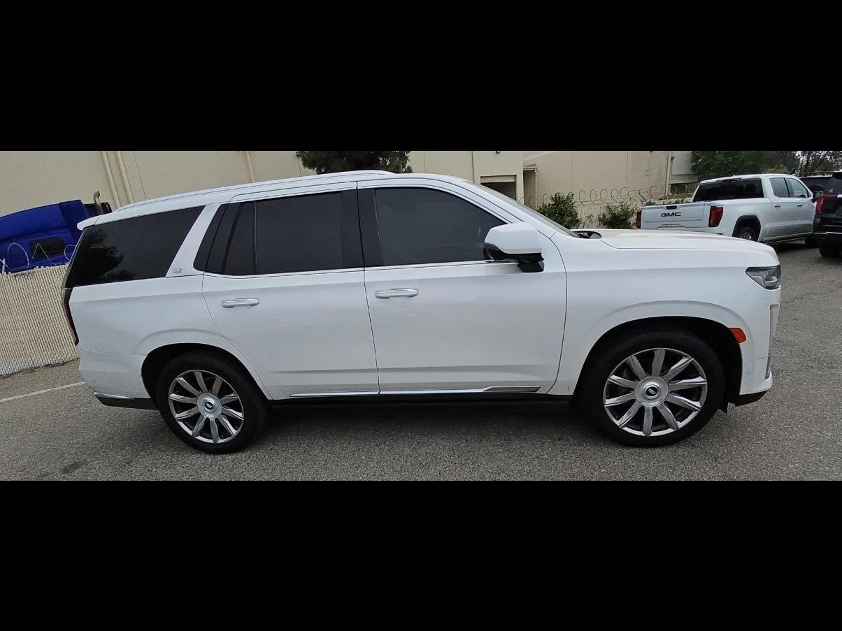 Used 2021 CRYSTAL WHITE TRICOAT Cadillac Premium Luxury Platinum image 5