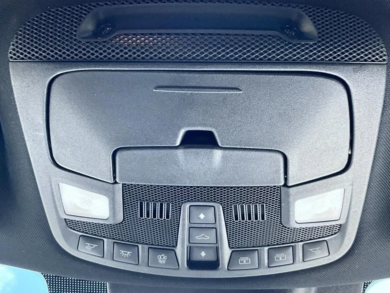 Used 2020 Silver Ford Limited image 16
