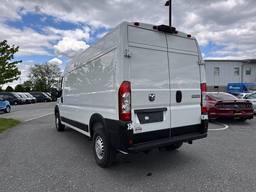 New 2026 Bright White Clear-Coat Exterior Paint RAM High Roof 159WB image 23