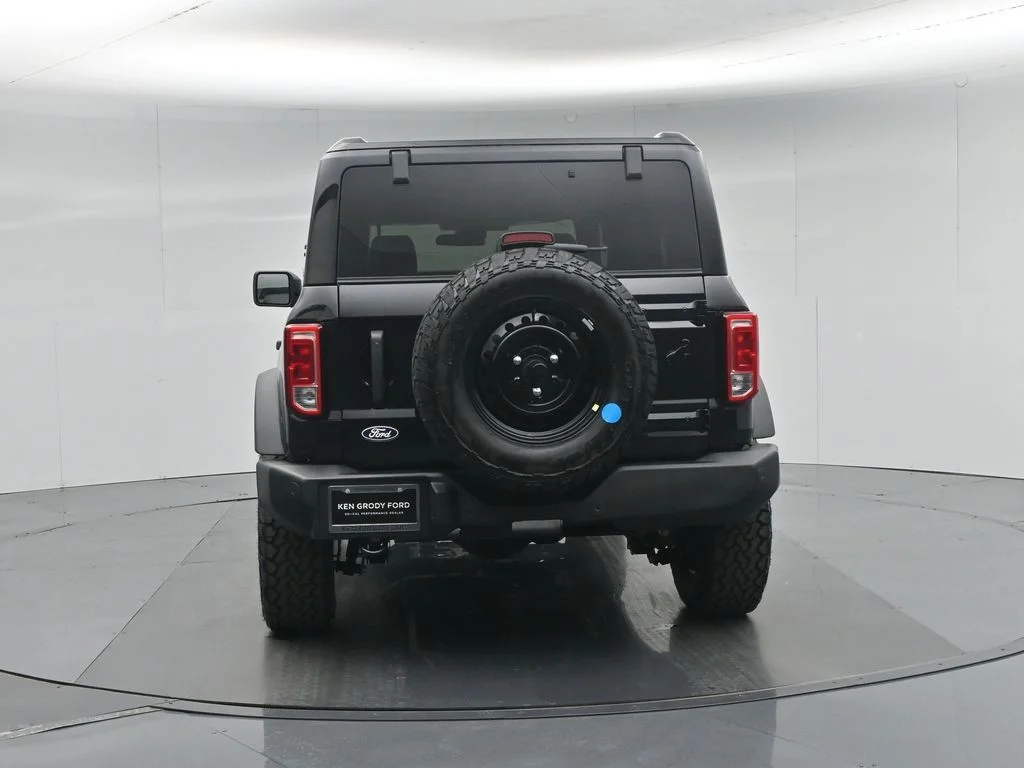 New 2026 Shadow Black Ford Big Bend image 27