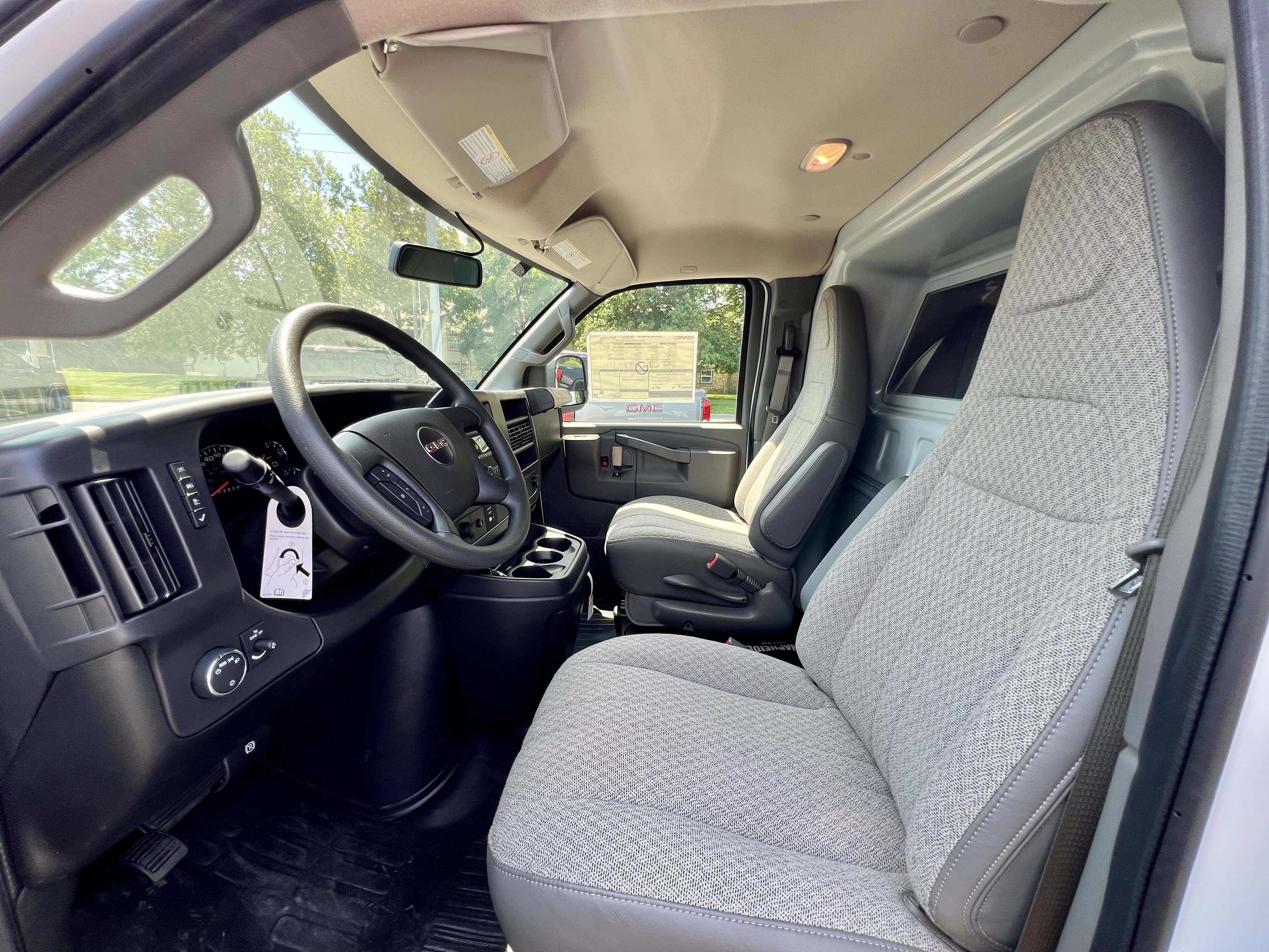 New 2026 Summit White GMC Work Van image 11