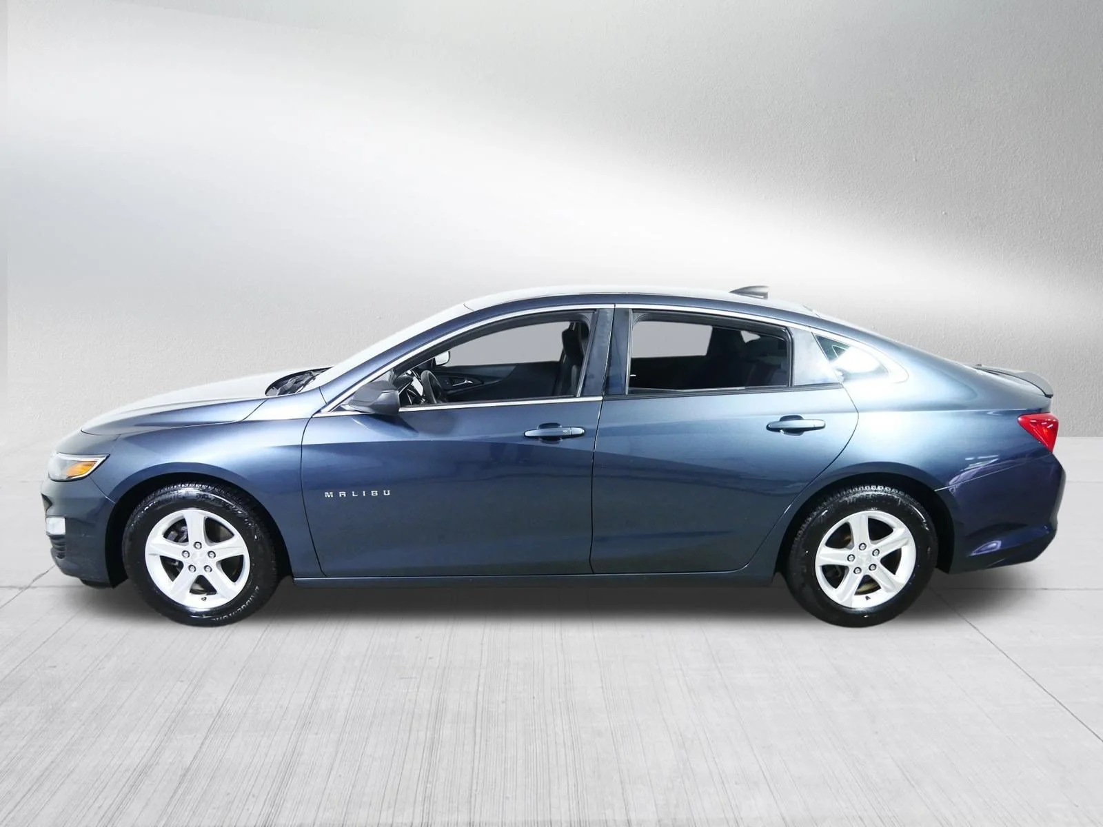 Used 2019 Shadow Gray Metallic Chevrolet LS image 4