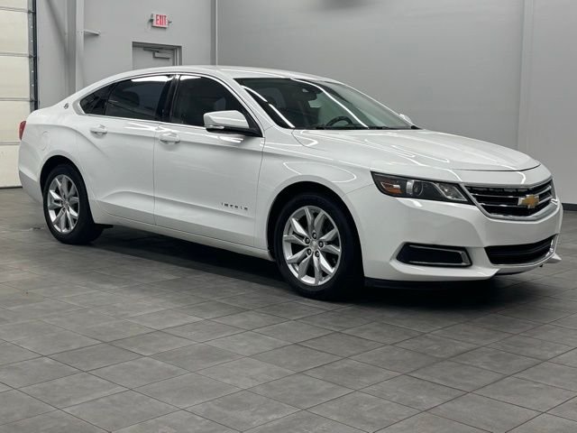 Used 2016 White Chevrolet LT image 1