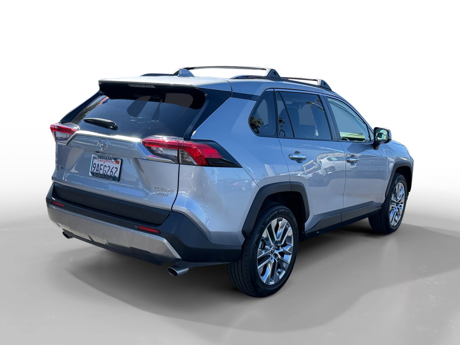 Used 2022 Silver Sky Metallic Toyota Limited image 5
