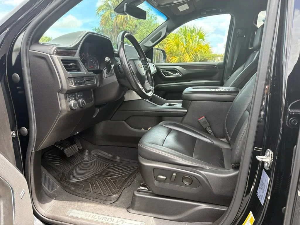 Used 2021 BLACK Chevrolet LT image 9