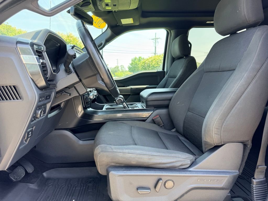 Used 2022 White Ford XLT image 27