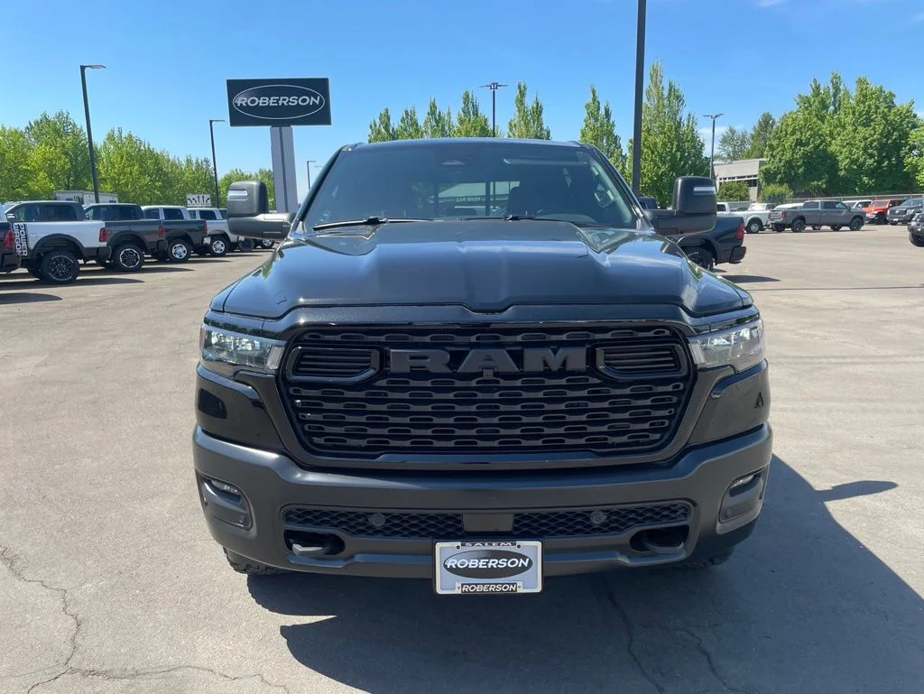 New 2026 Diamond Black Crystal Pearl-Coat Exterior Paint RAM Warlock image 9