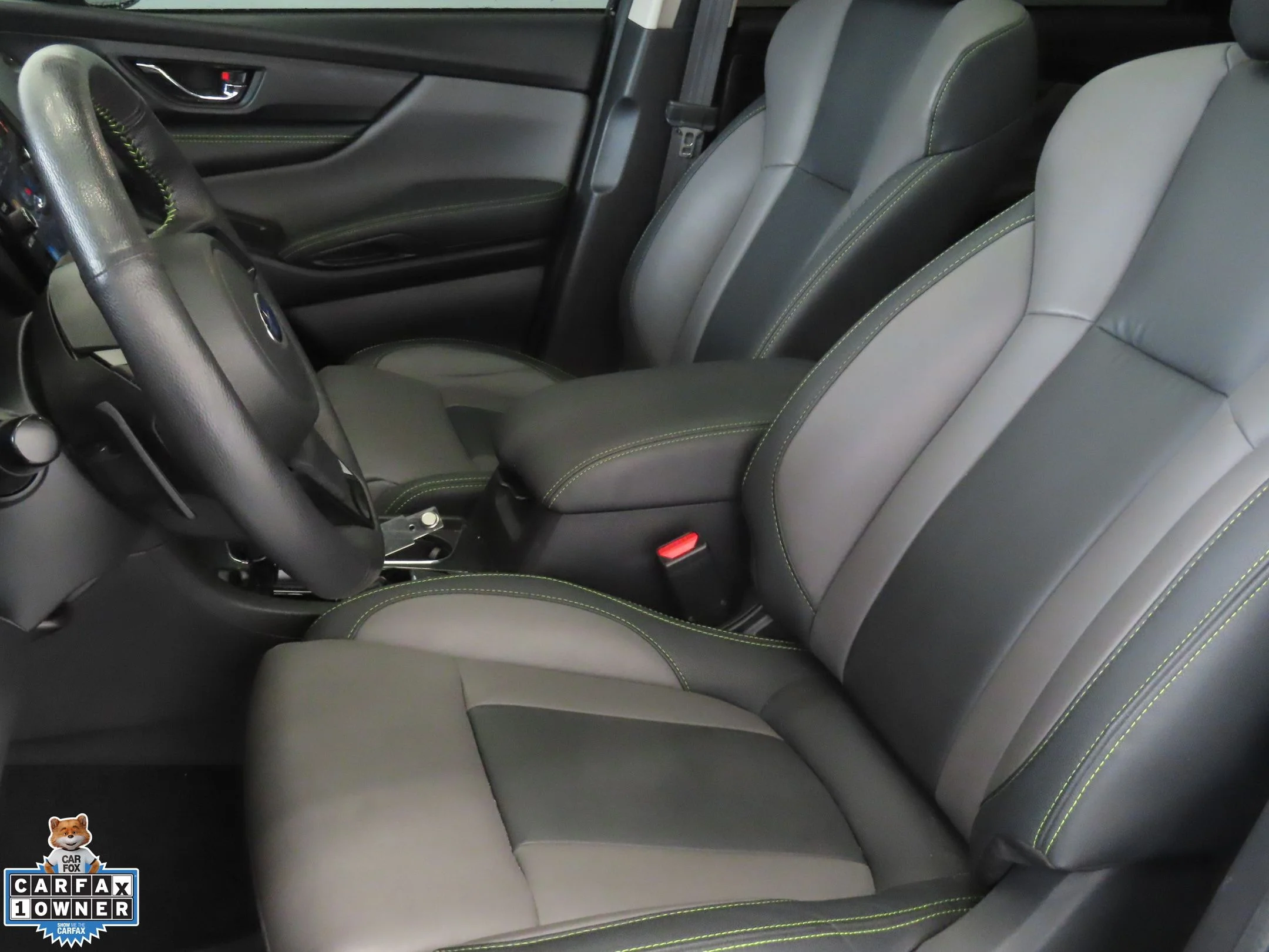 Used 2025 White Subaru Onyx Edition image 11
