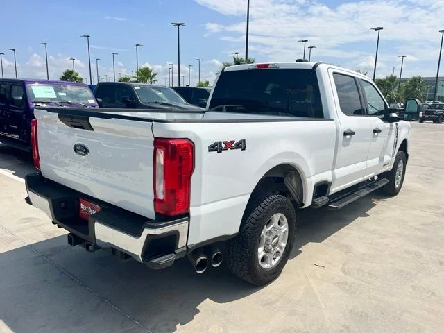 Used 2025 White Ford XLT image 6