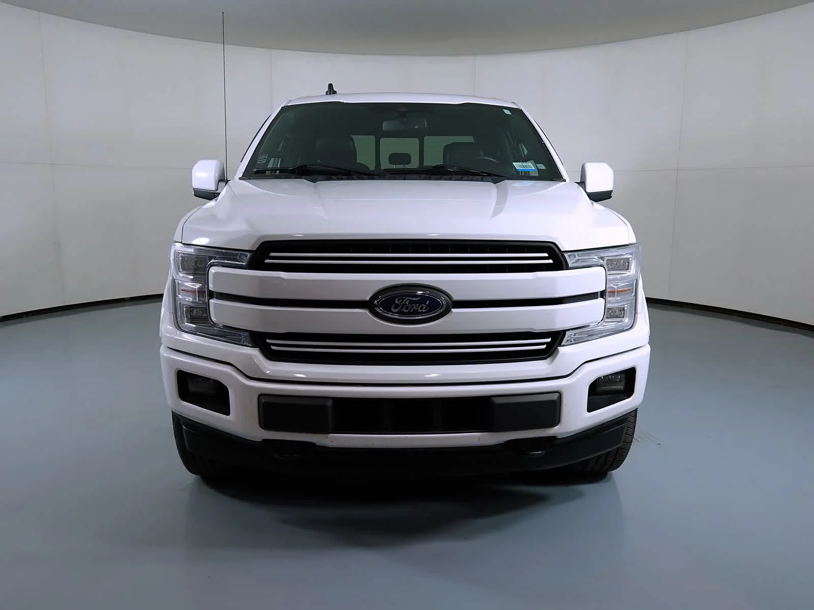 Used 2019 Oxford White Ford LARIAT image 7