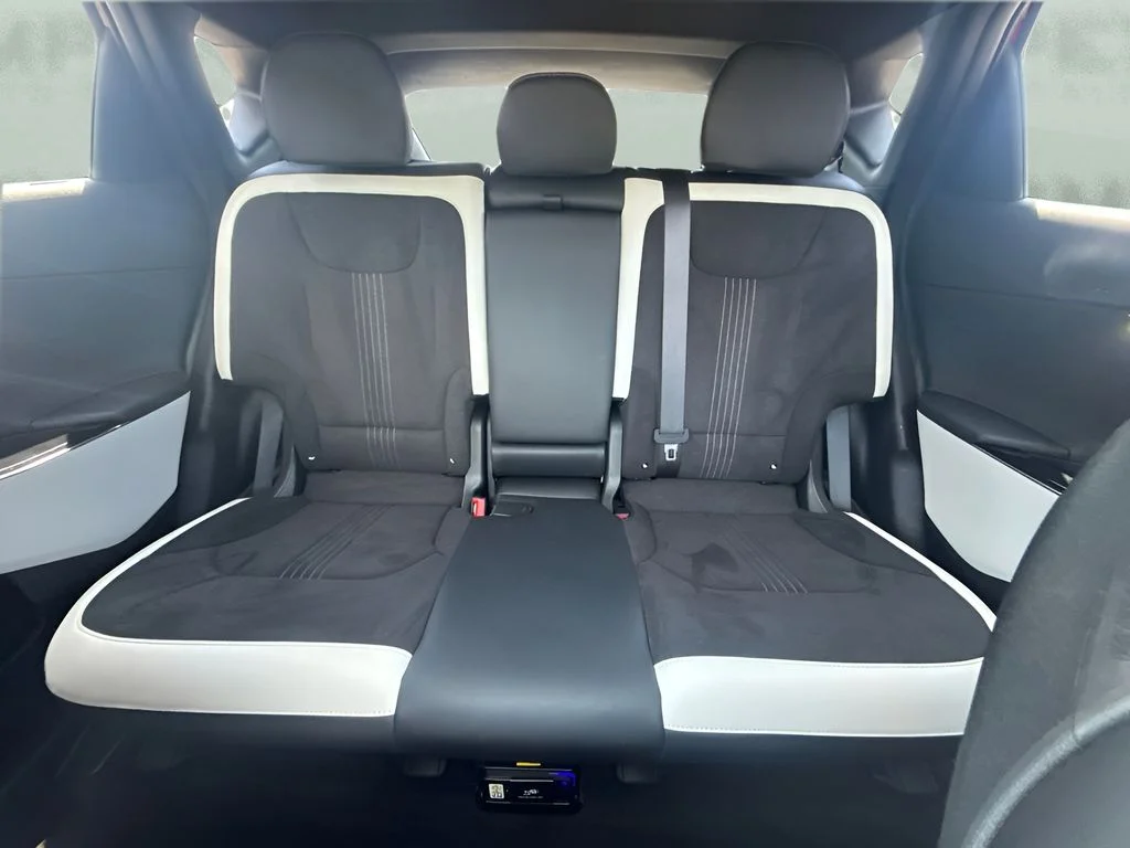 Used 2023 Red Kia GT-Line image 11