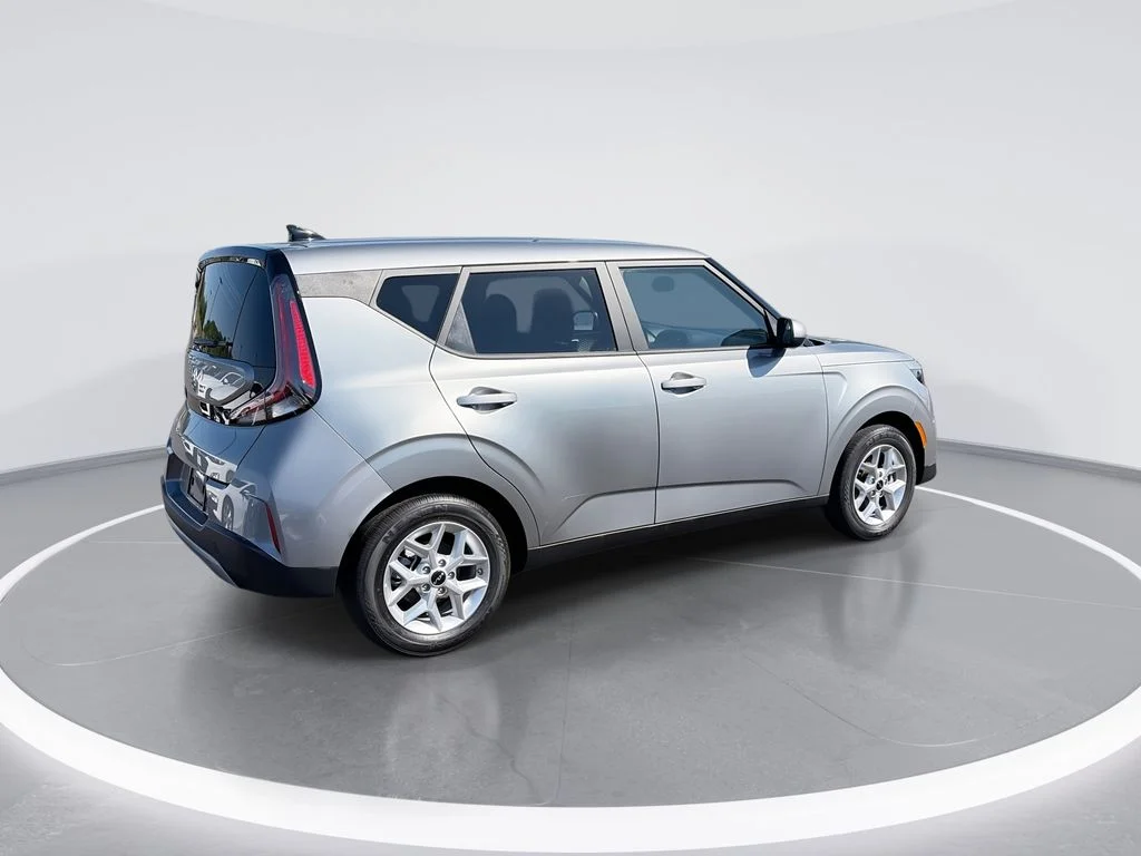 Used 2025 Gray Kia LX image 8