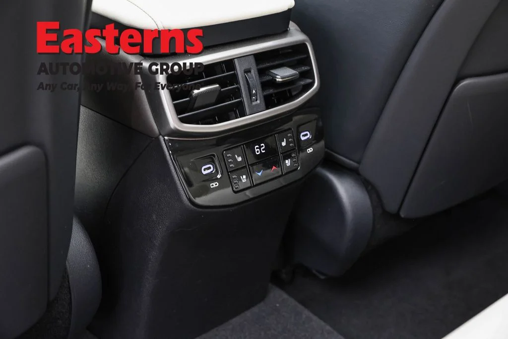 Used 2025 White Lexus 350 Luxury image 25
