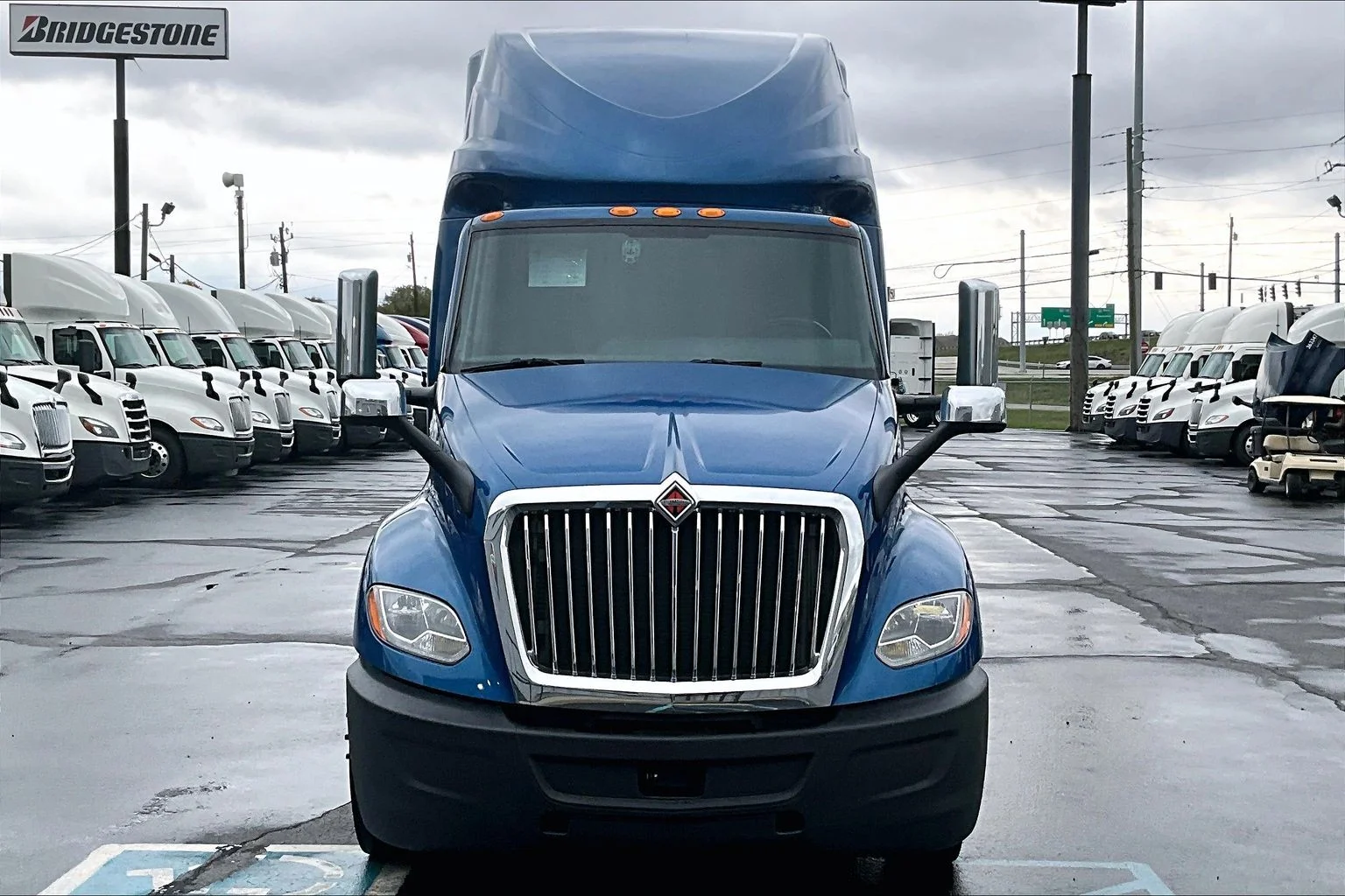 Used 2022 BLUE METALLIC International  image 2