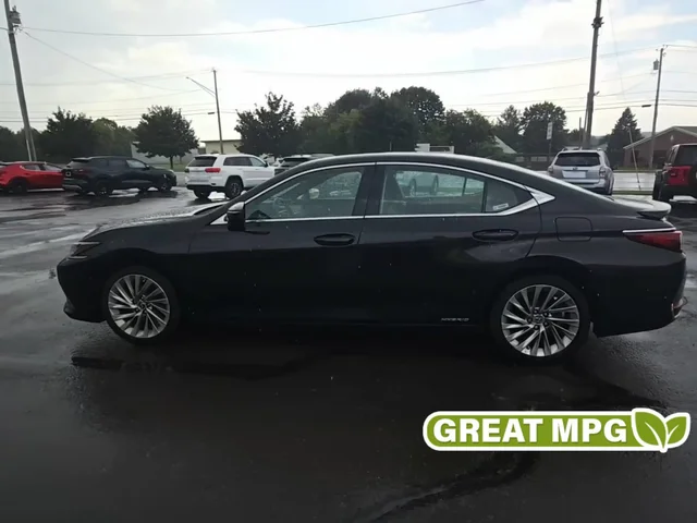 2021 Lexus ES ES 300h Luxury