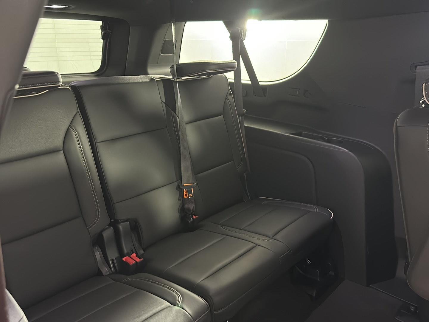 Used 2024 Sterling Metallic GMC SLT image 36