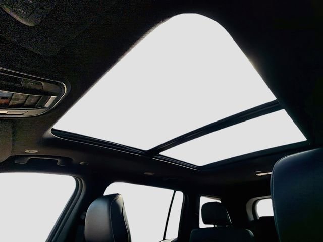 New 2027 White Jeep Limited image 23