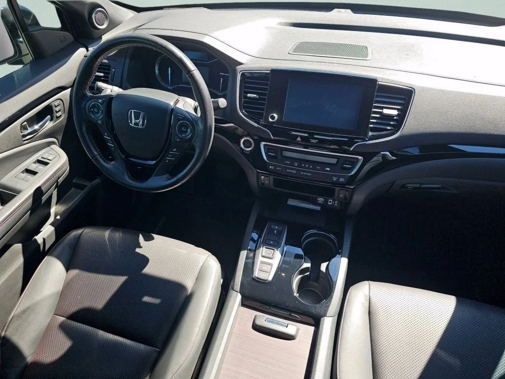 Used 2022 Gray Honda Black Edition image 32