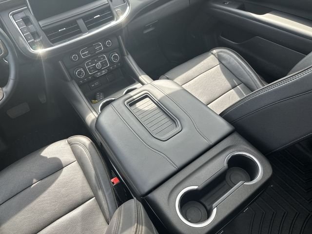 Used 2023 Red Chevrolet High Country image 26
