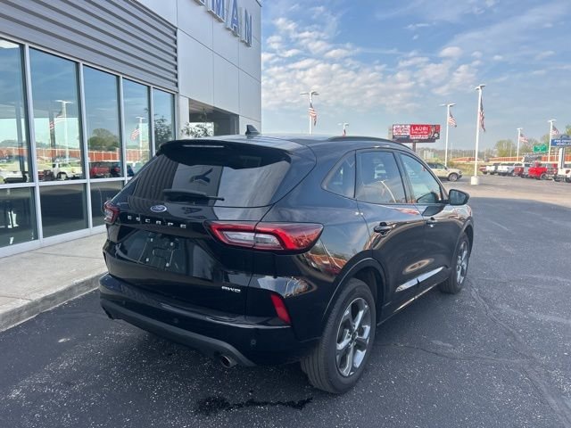 Used 2024 Black Metallic Ford ST-Line image 7