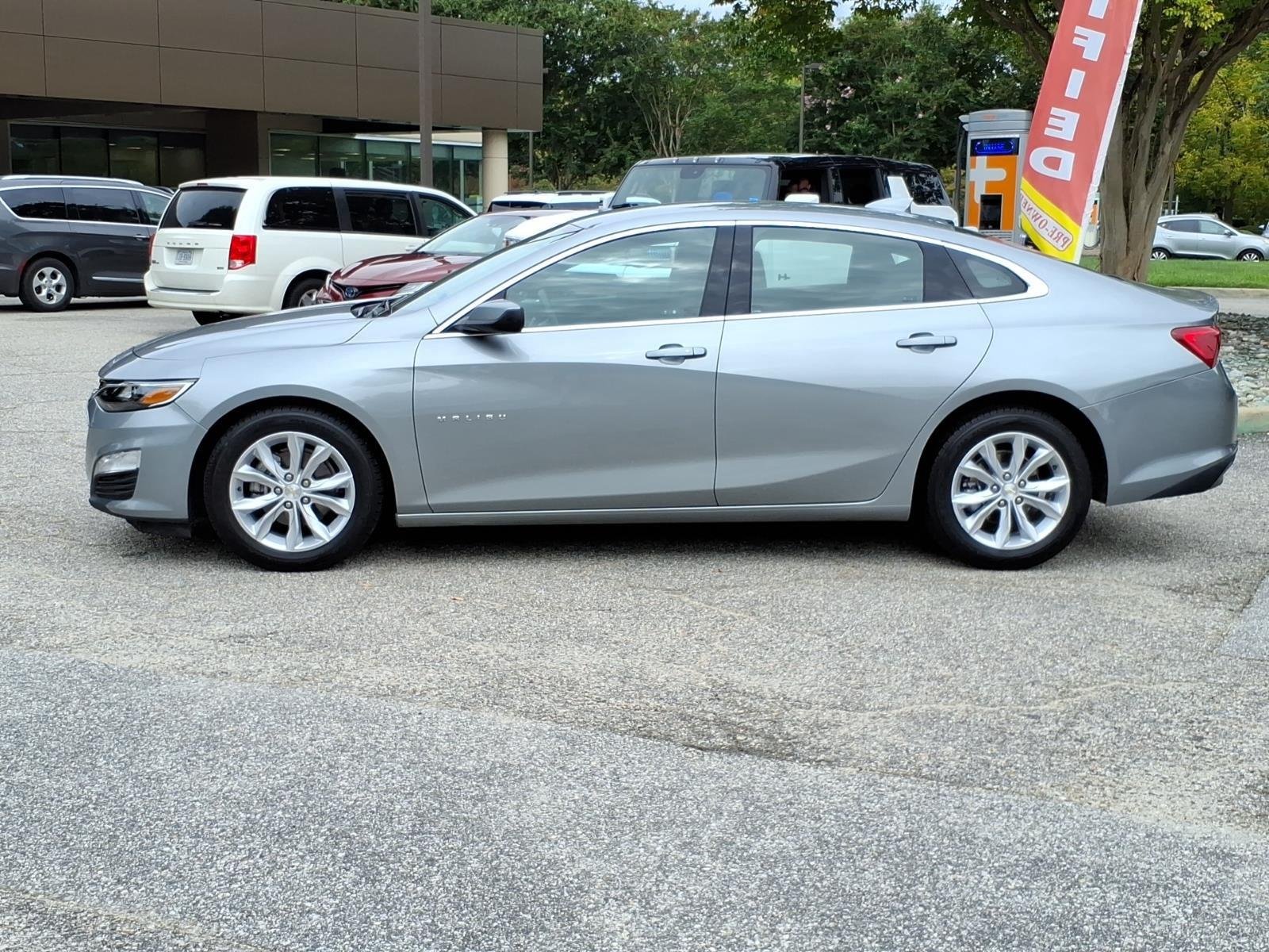 Used 2025 Sterling Gray Metallic Chevrolet LT image 3