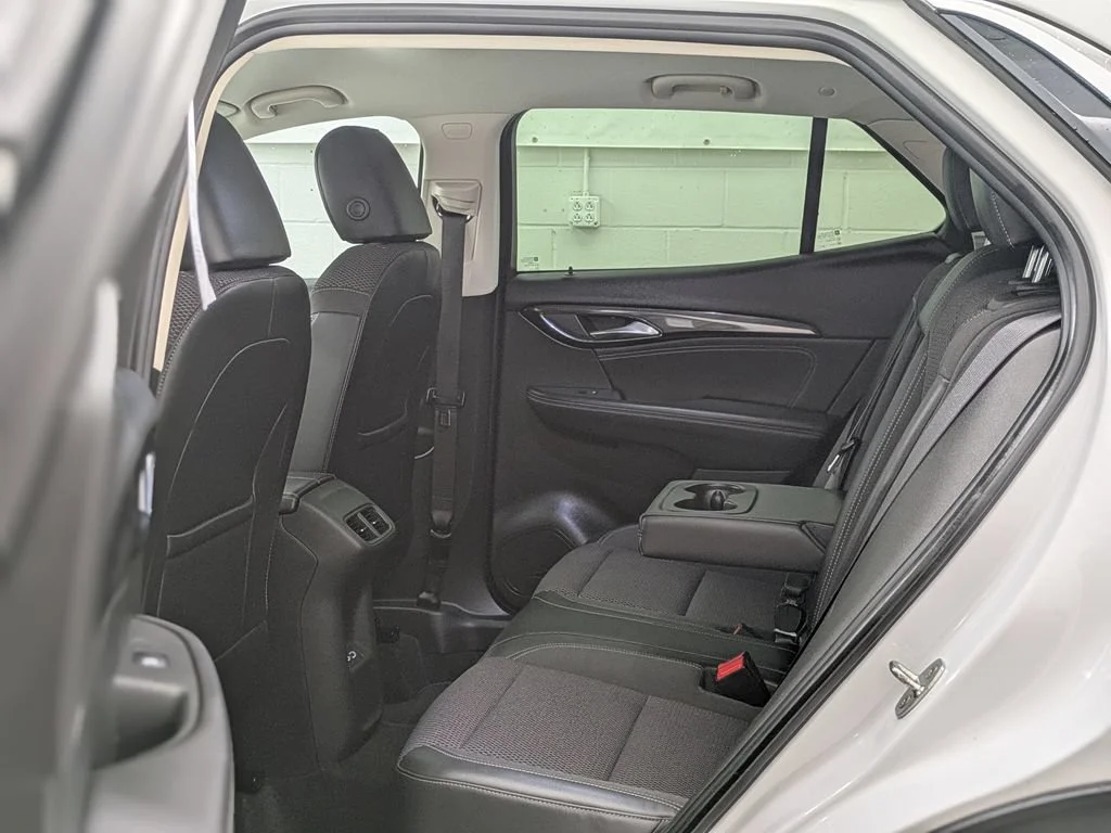 Used 2023 Summit White Buick Preferred image 12