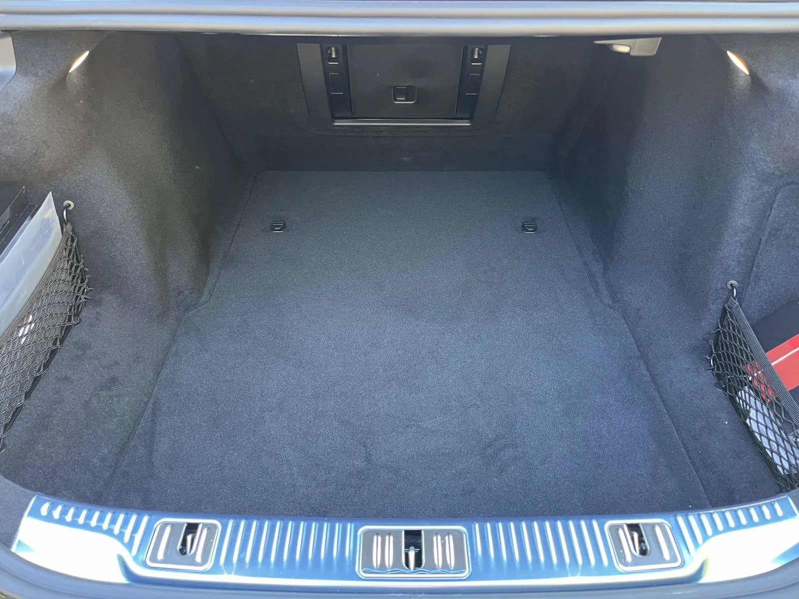 New 2027 Obsidian Black Metallic Mercedes-Benz S 580 4MATIC® Sedan image 10