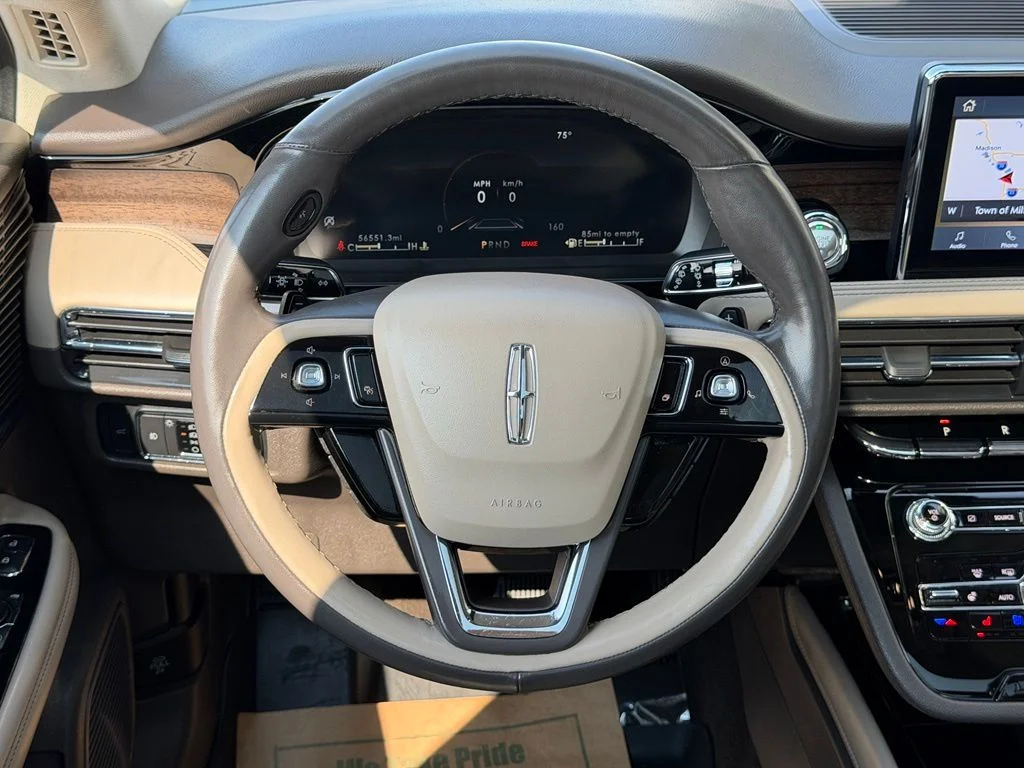 Used 2022 Blue Lincoln Reserve image 17