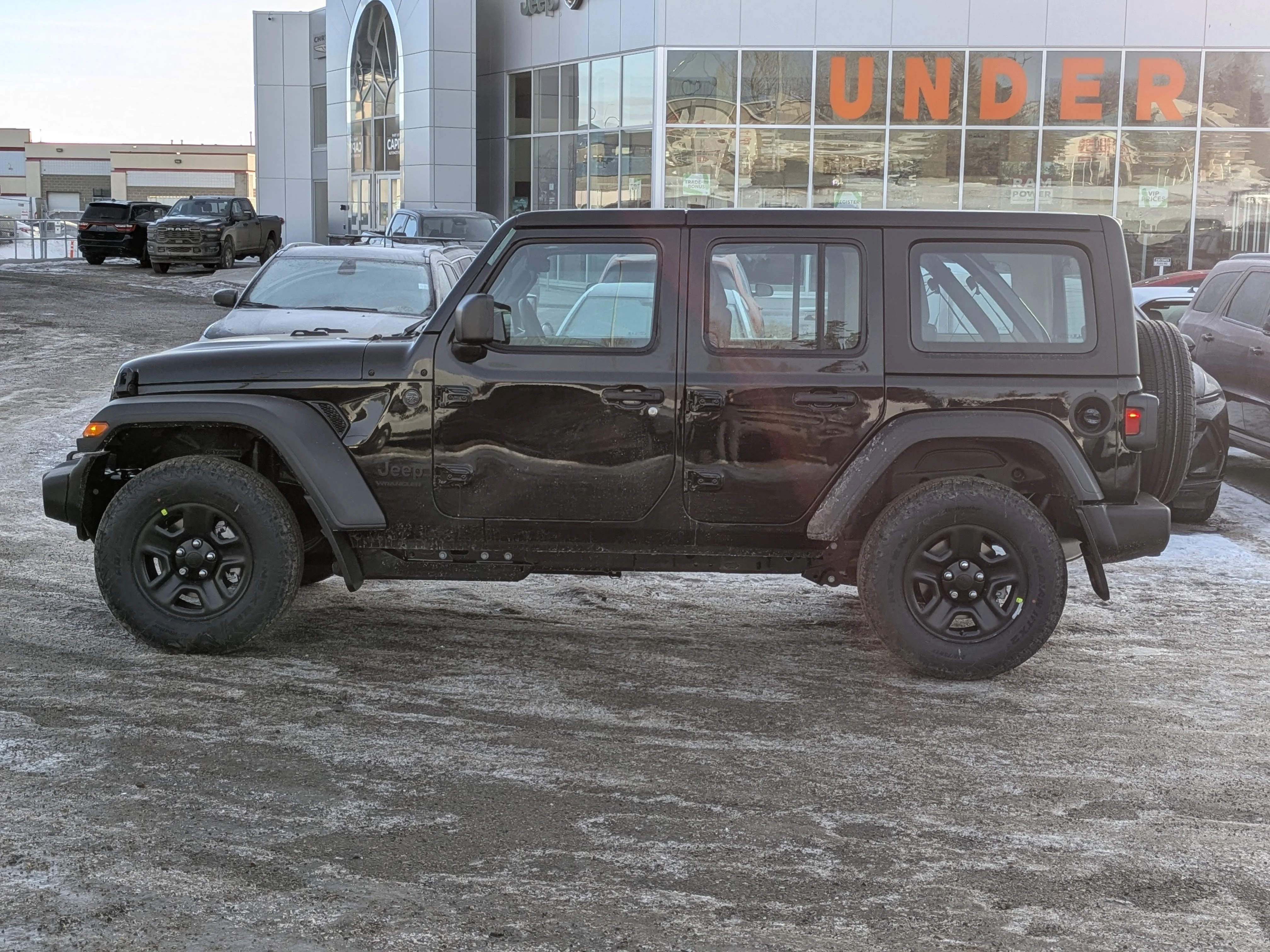 New 2026 Black Jeep Sport - - 3.6L V6 Engine - 12.3 Uconnect 5 - 3-Piece Hardtop - 8-Speed Auto & More image 5