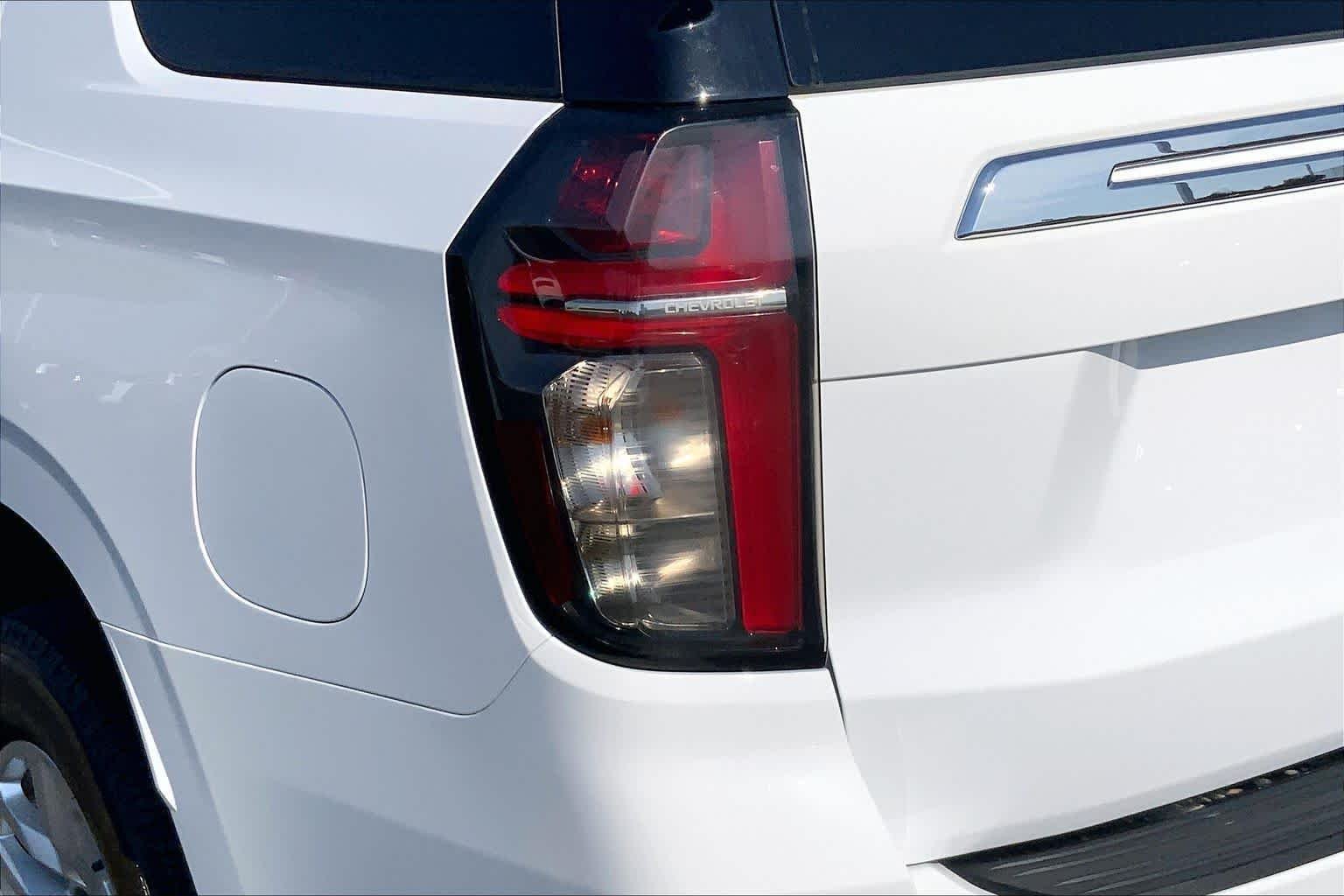 Used 2024 Summit White Chevrolet LT image 57