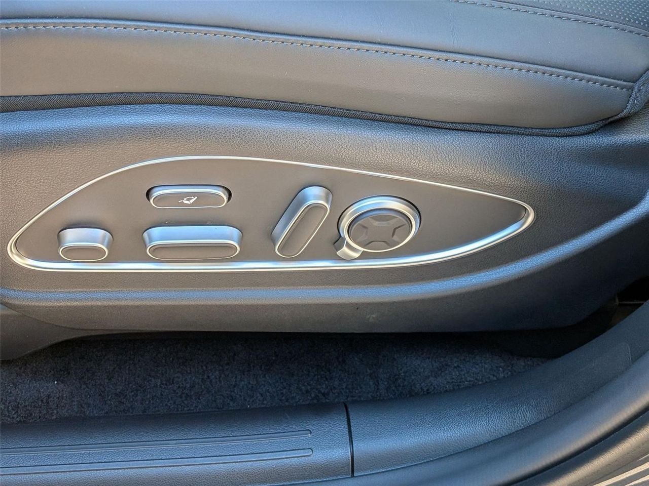 2026 Hyundai Palisade Calligraphy - Photo 13