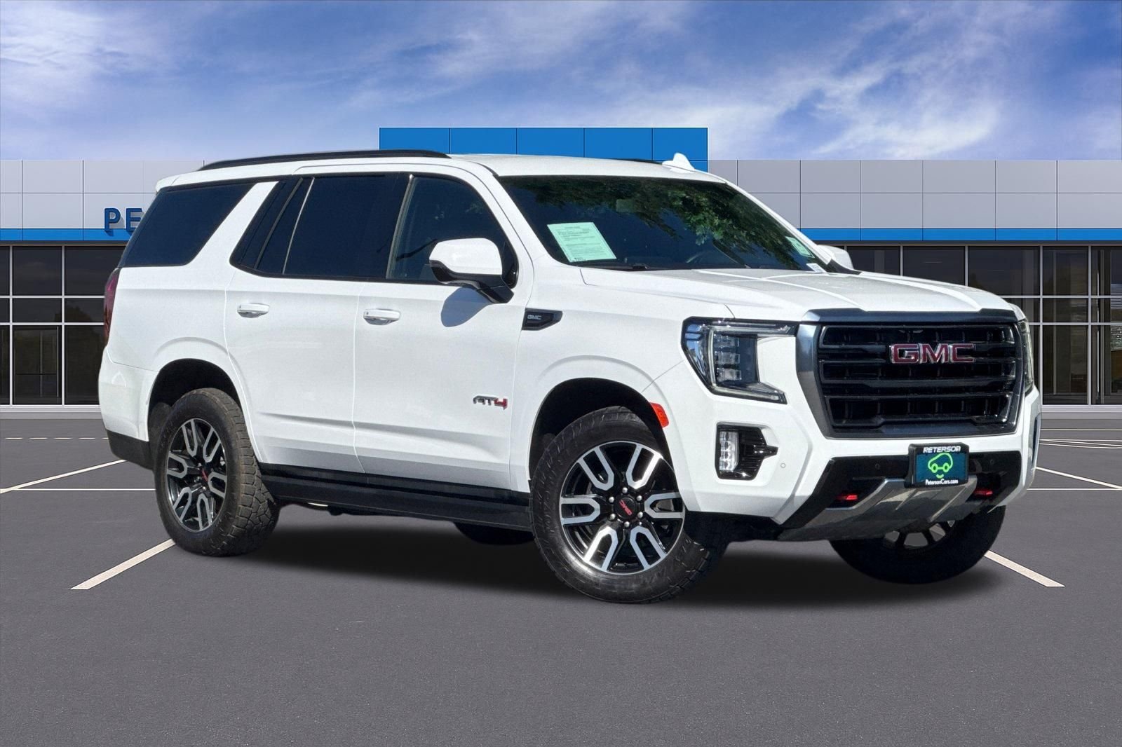 Used 2022 White GMC AT4 image 2