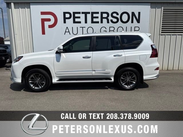 Used 2017  Lexus Luxury image 7