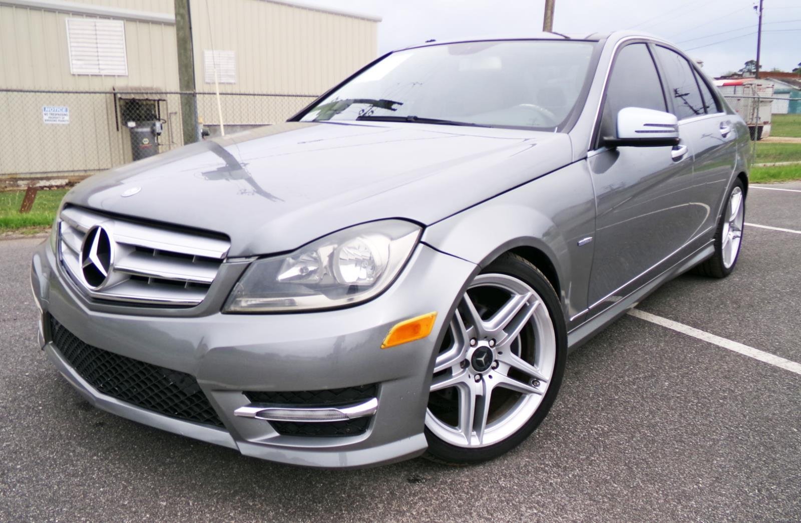 2012 Mercedes-Benz C-Class C250 Sport's photo
