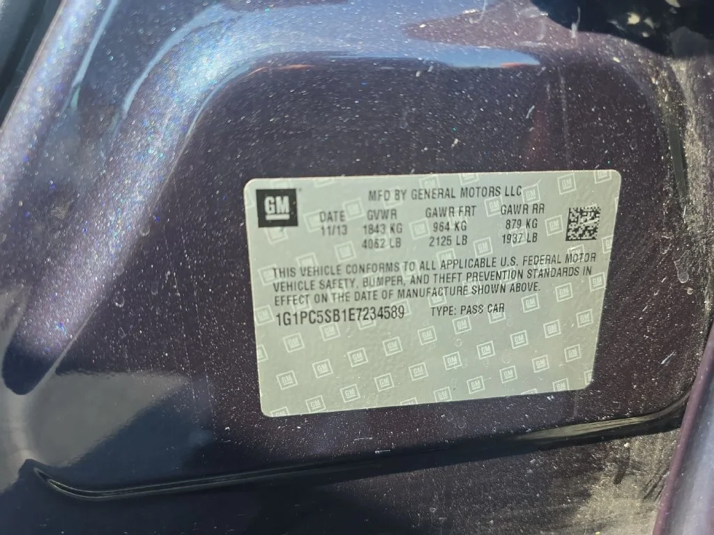 Used 2014 Blue Ray Metallic Chevrolet 1LT image 25