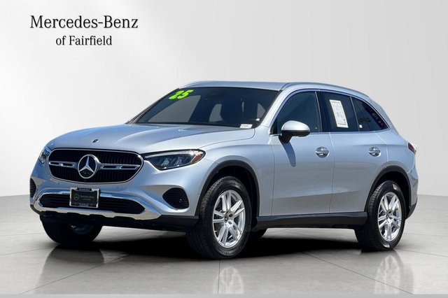 2025 Mercedes-Benz GLC 300