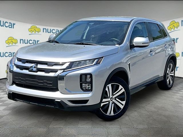 Used 2024 Silver Mitsubishi 2.0 SE image 12