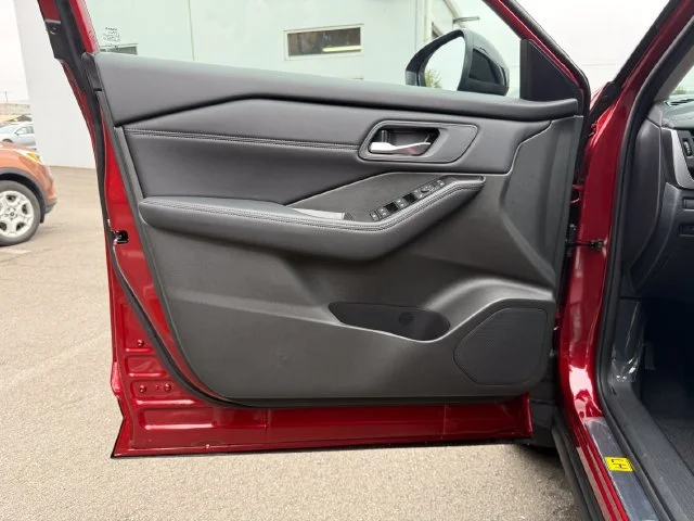 New 2026 Scarlet Ember Tintcoat Nissan Dark Armor image 15