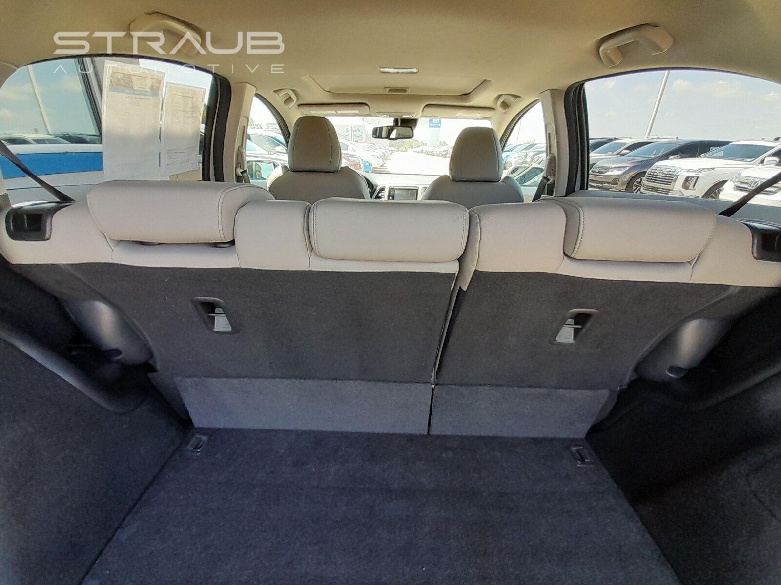 Used 2019 Lunar Silver Metallic Honda EX-L image 46
