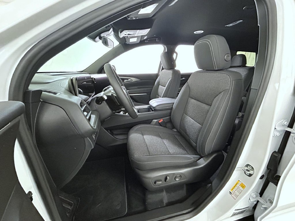2027 Chevrolet Traverse LT - Photo 10