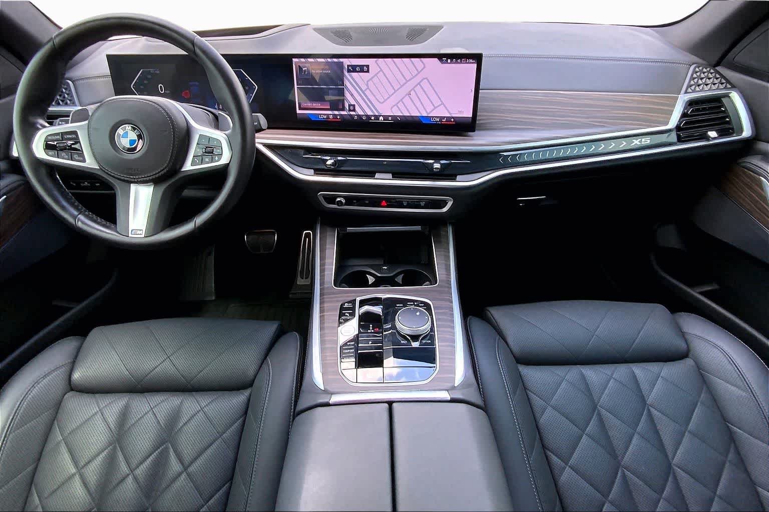 Used 2025 Carbon Black Metallic BMW sDrive40i image 15