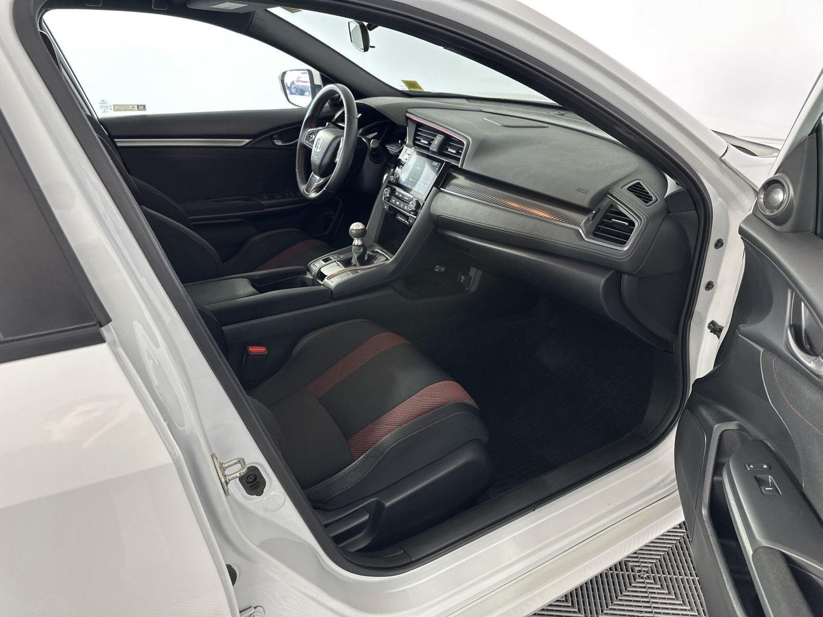 Used 2020 Platinum White Pearl Honda SI image 23