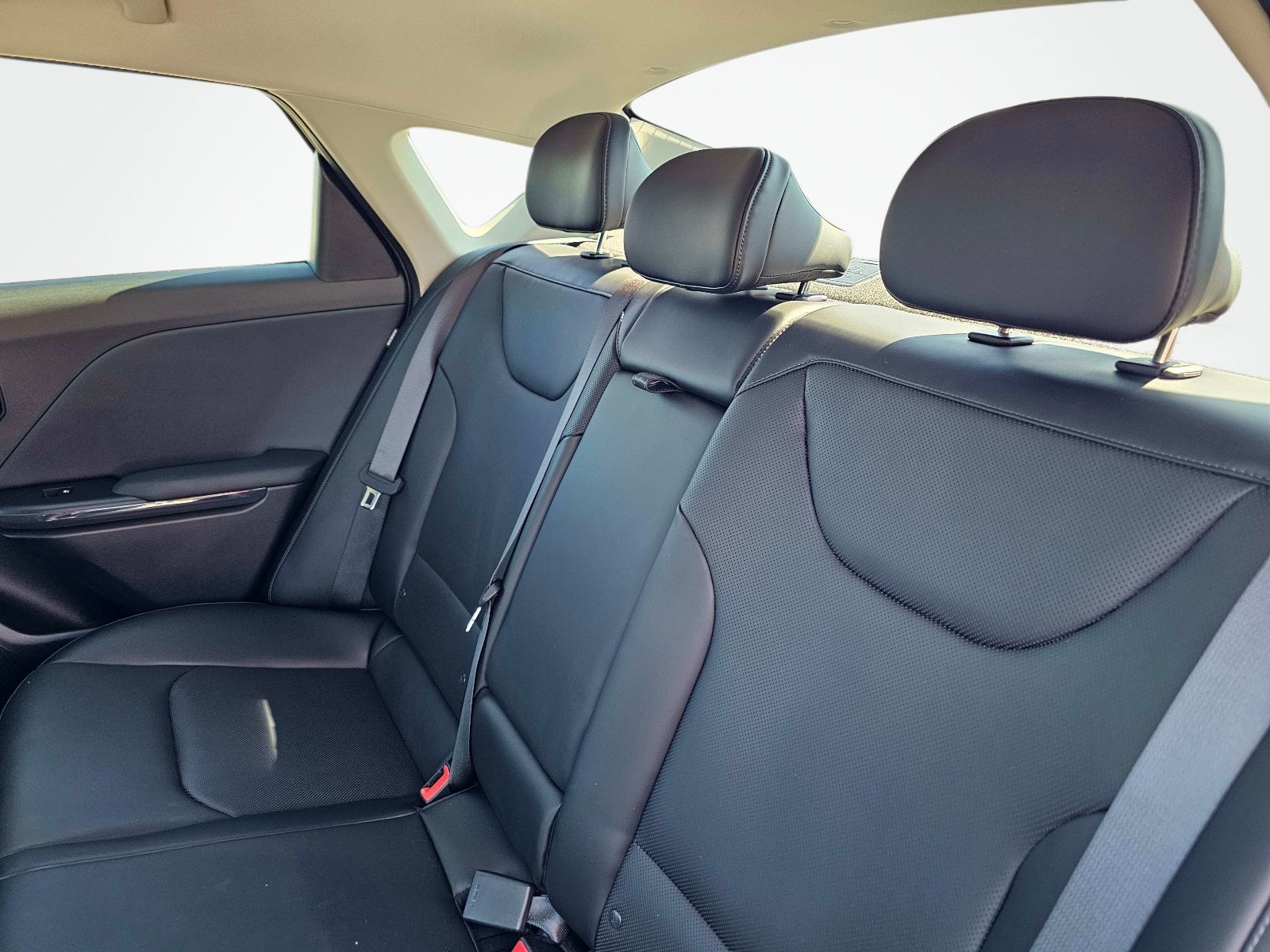 New 2026 Deep Sea Blue Kia EX image 33