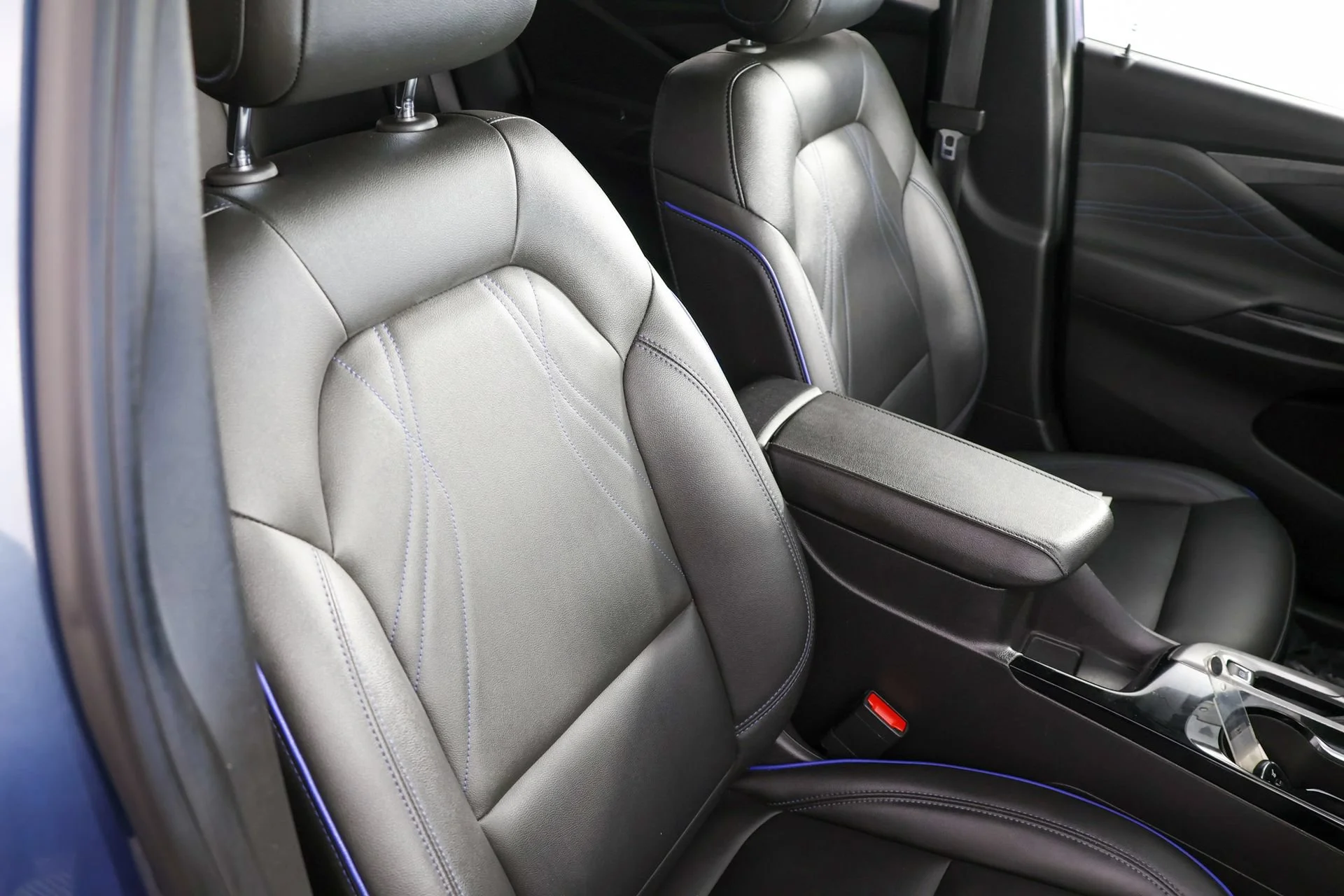 Used 2024 Ocean Blue Metallic Buick Sport Touring image 34