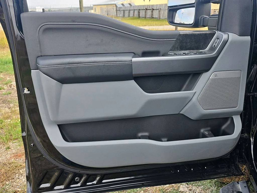 2025 Ford F-250 Super Duty XLT - Photo 30